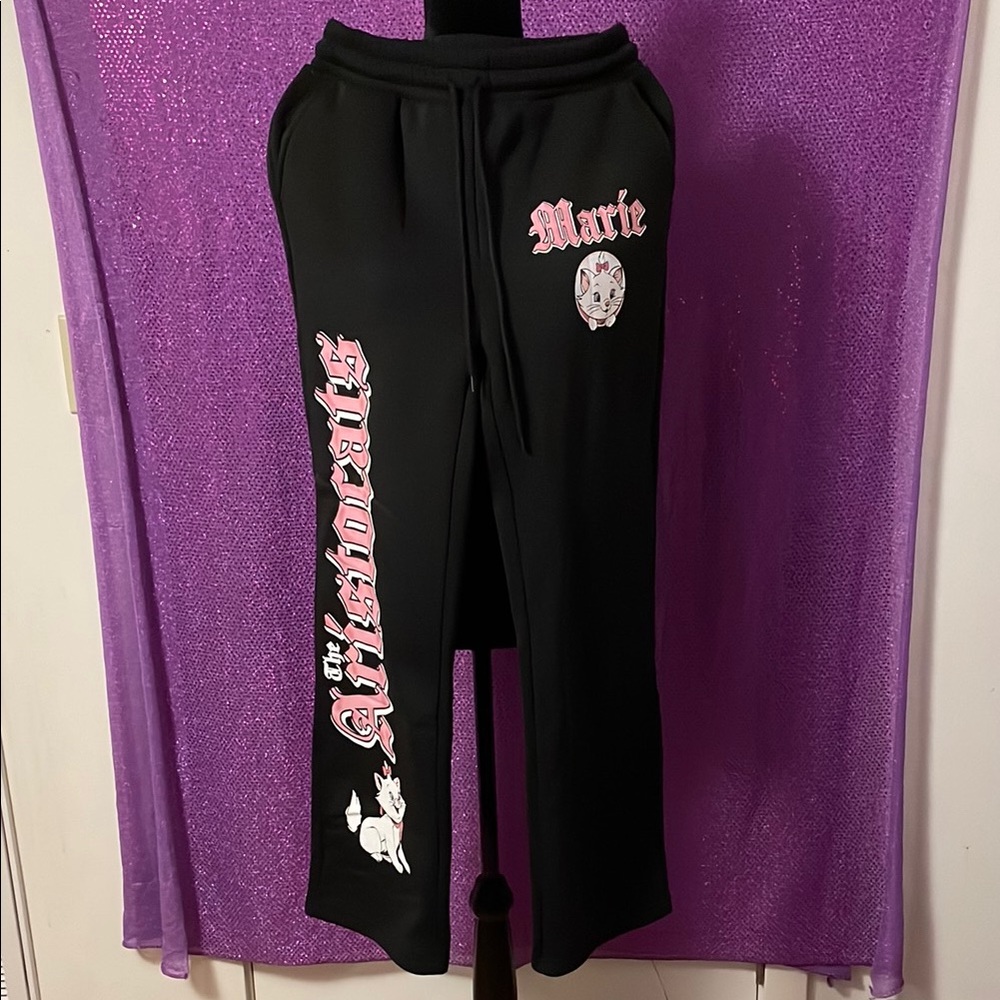 Marie Black Sweatpants with Pink Graphics